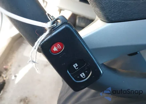 2010 Toyota Prius Iii из США, поврежденный, VIN JTDKN3DU6A1010648